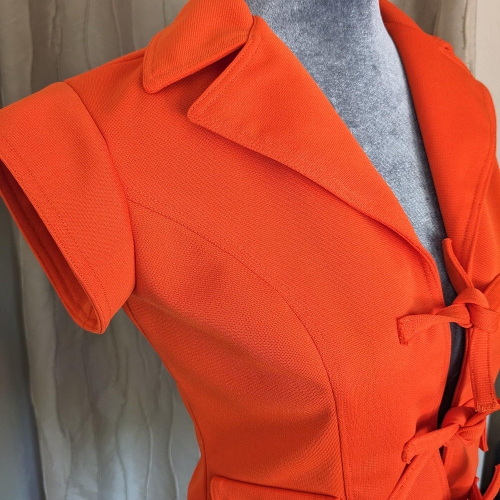 Vintage 70s Mod Cropped Top Vest XS/S Orange Tie Front Waistcoat Space Age - Picture 3 of 14